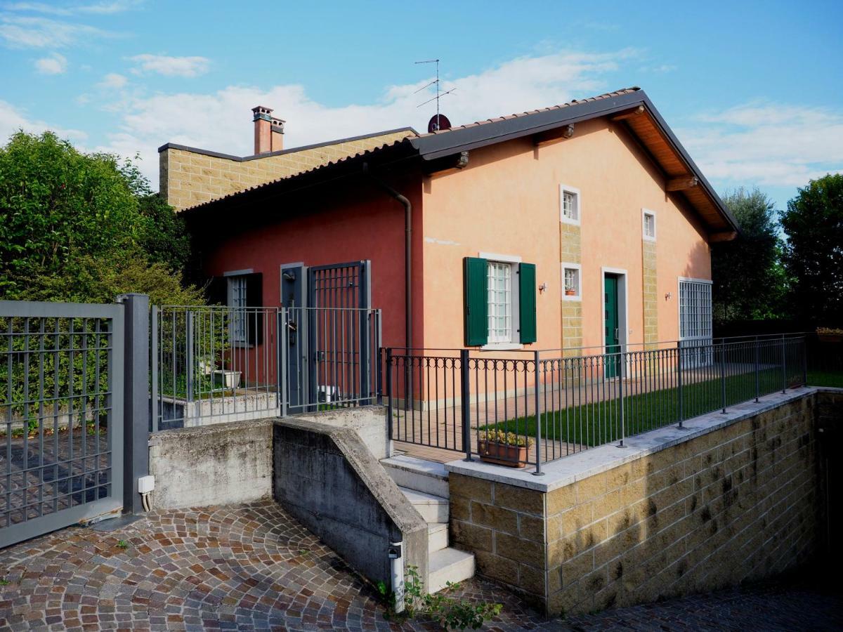 Casa Vacanze Stefy Пескантина Екстериор снимка