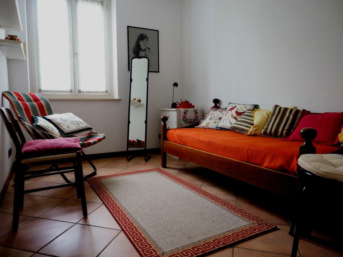 Casa Vacanze Stefy Пескантина Екстериор снимка