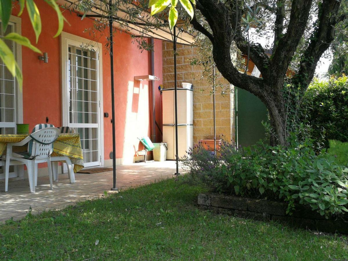 Casa Vacanze Stefy Пескантина Екстериор снимка