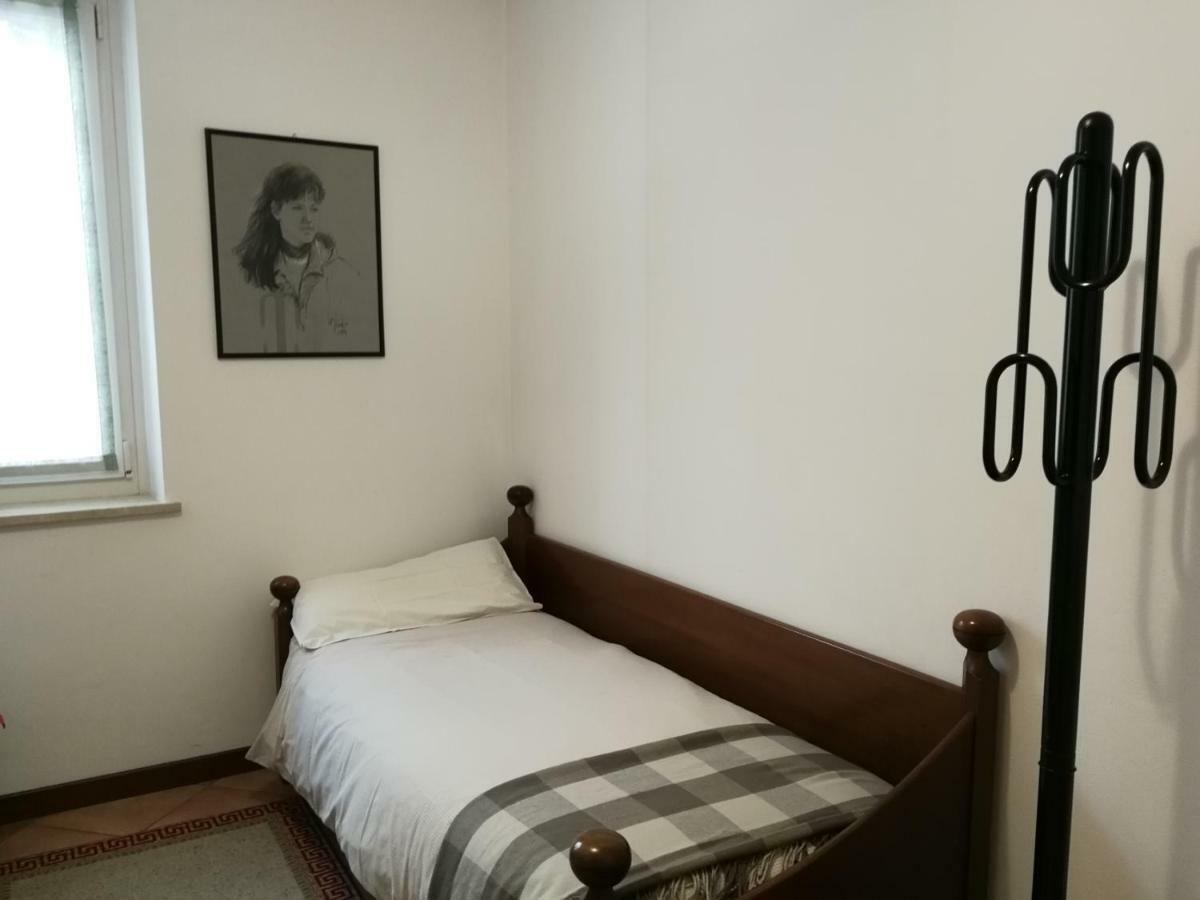 Casa Vacanze Stefy Пескантина Екстериор снимка