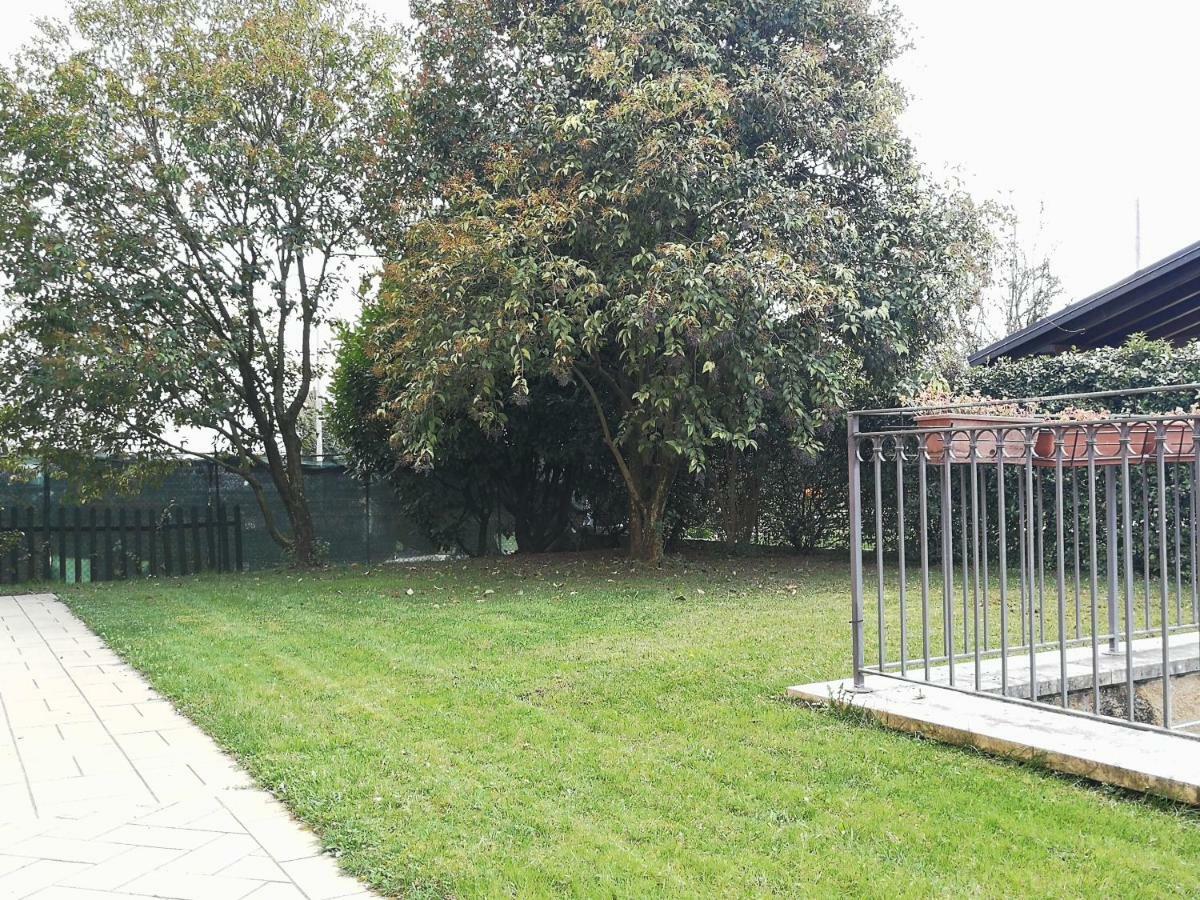 Casa Vacanze Stefy Пескантина Екстериор снимка