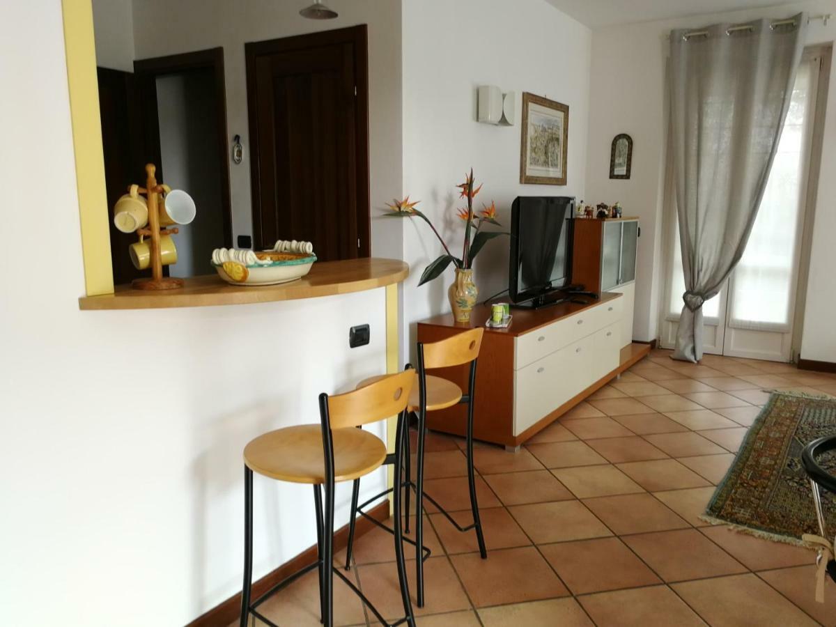 Casa Vacanze Stefy Пескантина Екстериор снимка